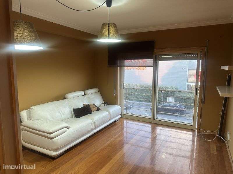 Apartamento T1 com piscina 200 mts da praia Lavra - Grande imagem: 5/8