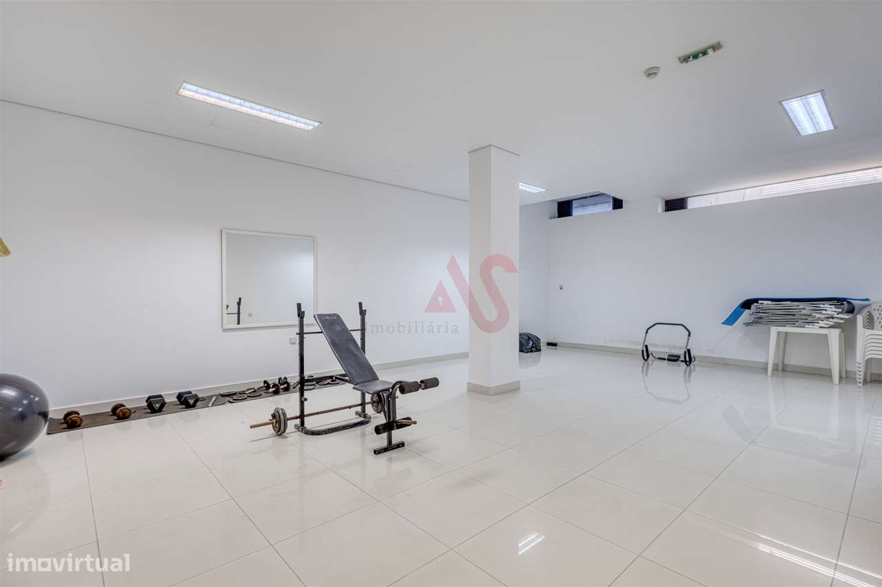 Penthouse Duplex Exclusiva em Frente à Praia de Salgueiros – na Primei-41