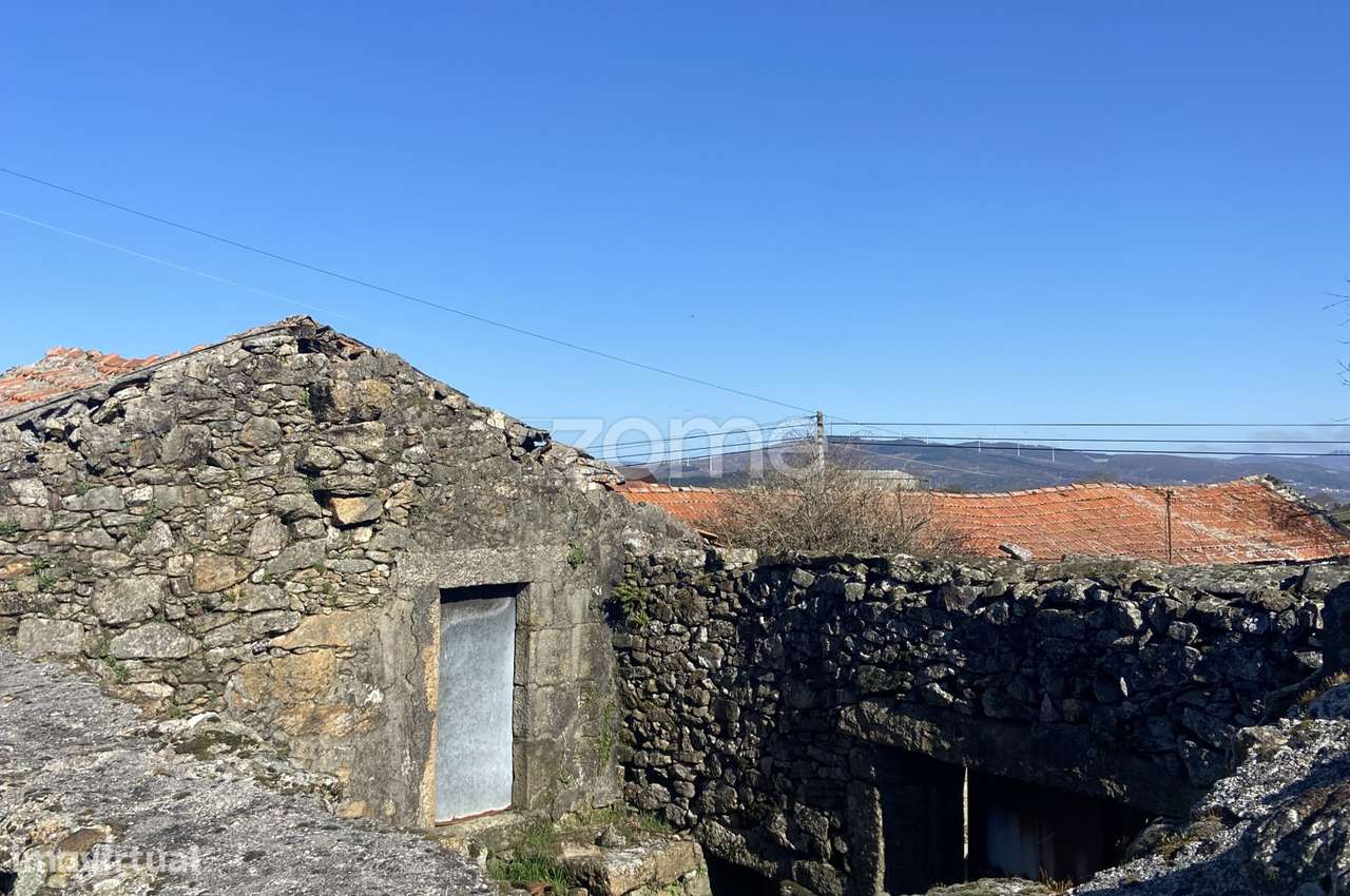 Moradia individual para venda em Linharelhos, Salto, Montalegre - Grande imagem: 4/31