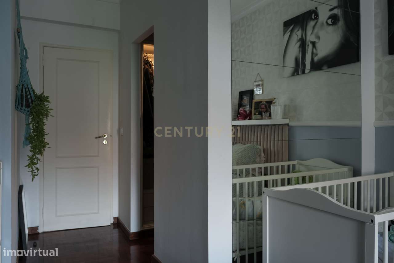 T2 Remodelado na Tapada das Mercês - Sintra-22