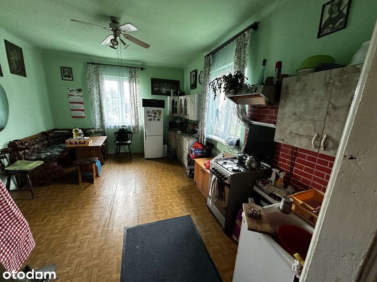 DOM Z ZABUDOWANIAMI GOSPODARCZYMI na 18-arowej działce-4