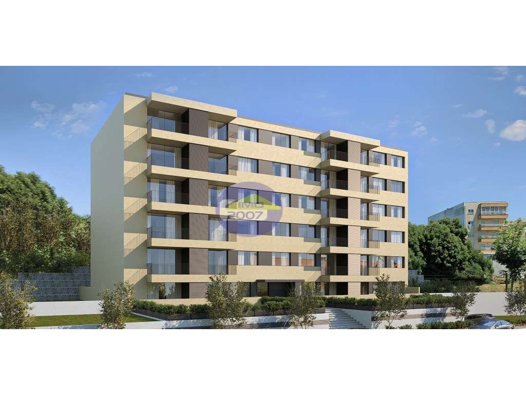 Apartamento T2+1 com terraço em São João da Madeira - Grande imagem: 3/37