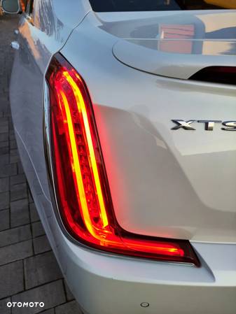 Cadillac XTS - 29