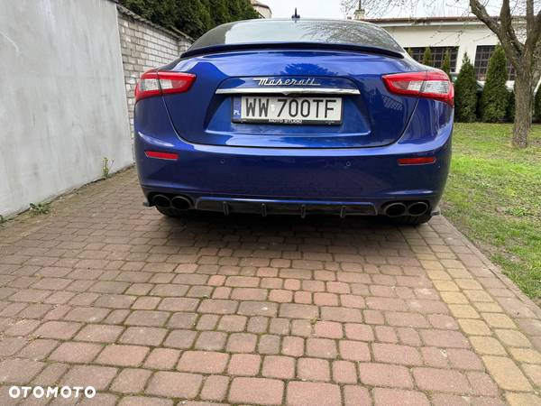 Maserati Ghibli Standard - 8