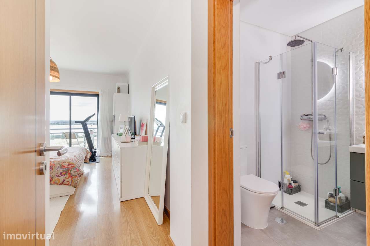 APARTAMENTO T3+1 | MONTIJO | 193 M2 | LUGAR DE PARQUEMANETO-20