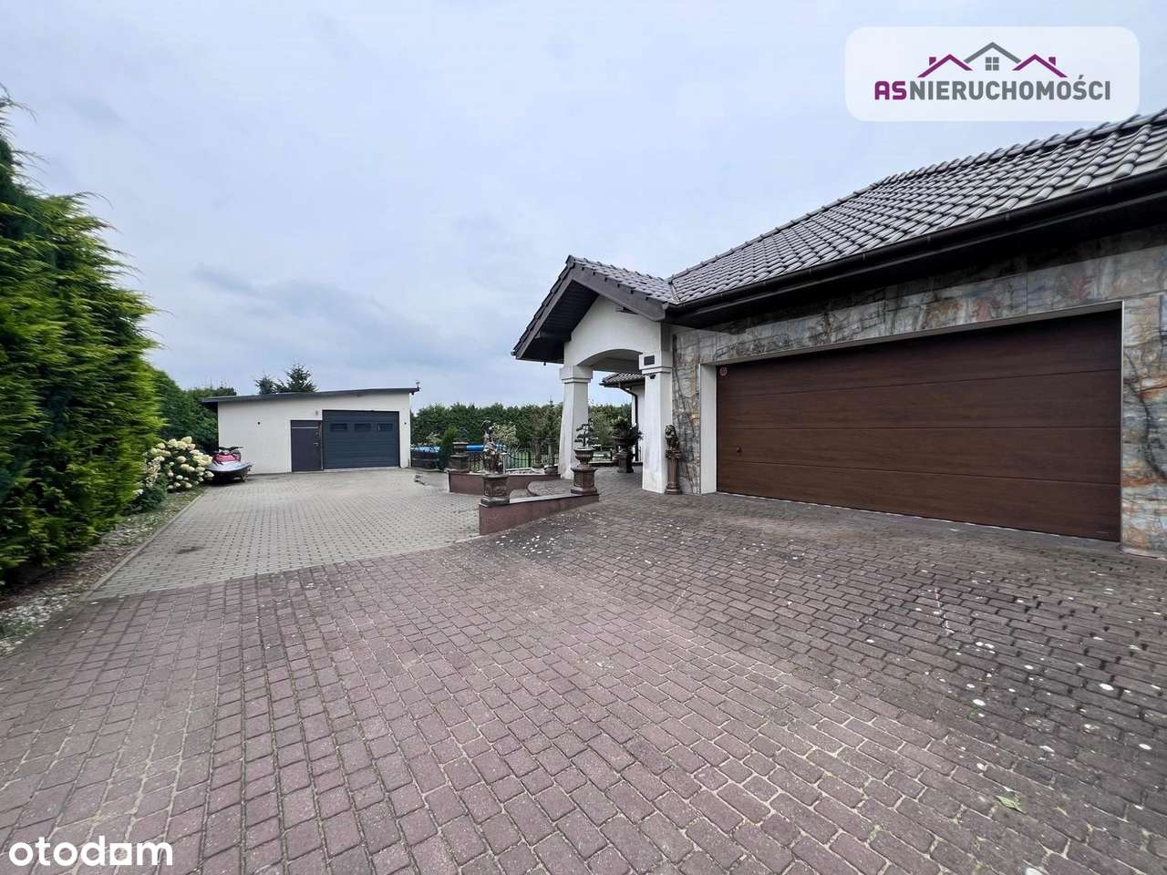 Elegancki Dom wolnostojący, basen, duża działka,10 minut do Koszalina - Pełny obrazek: 4/19