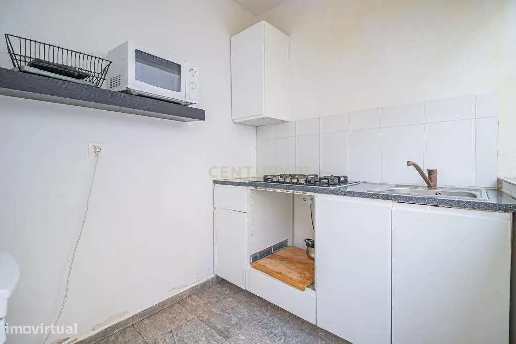Moradia T6 com Vista para a Cidade em Loures-9