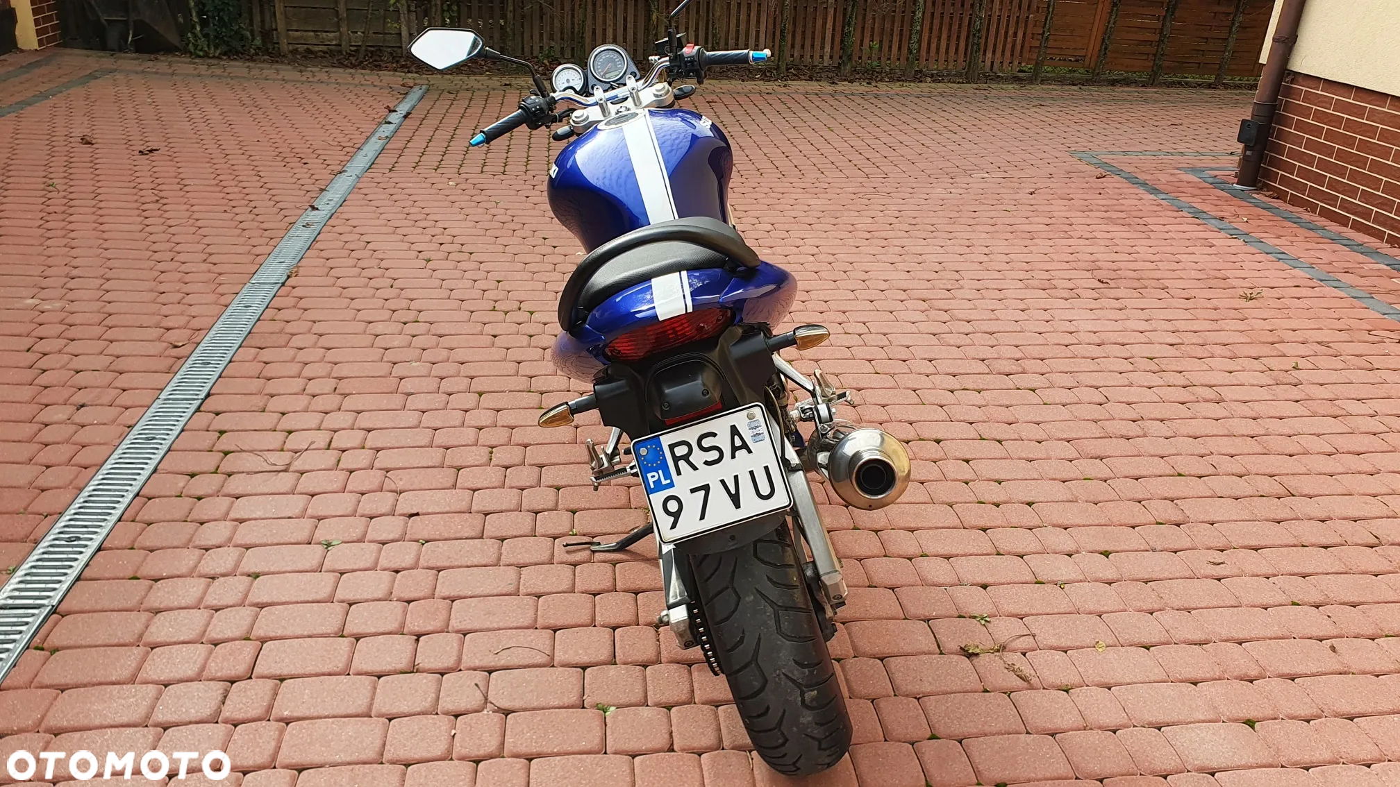 Suzuki SV - 21