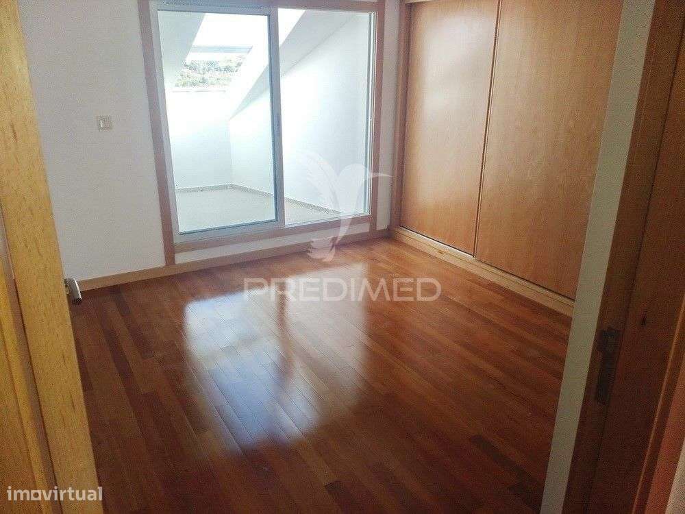 T 5 - Duplex á Alameda das Antas-Porto - Grande imagem: 3/10