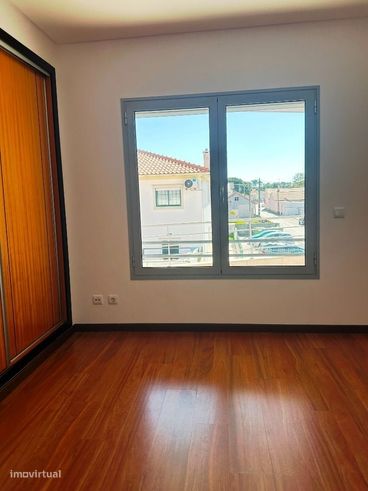 Apart amento T.4 - Eq., cond. c. piscina e p. infantil, Marinha Grand-10