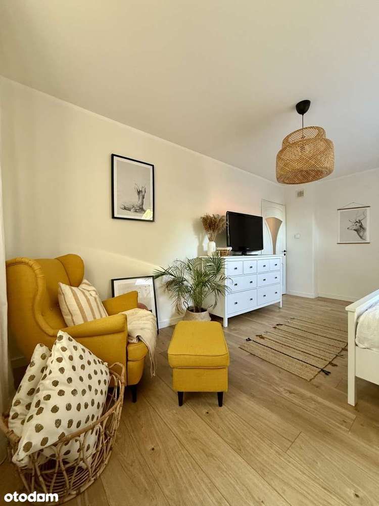 Dom wolnostojący | Garaż | Garderoba | Spiżarnia-11