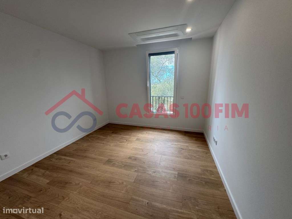 Apartamento T3 novo com varandas e vista castelo em Leiria-11