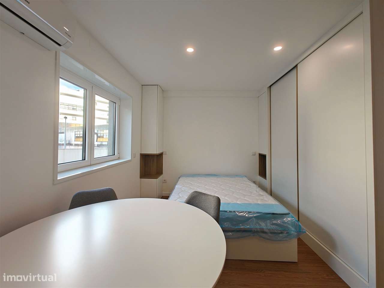 Apartamento T0 Venda em Braga (São José de São Lázaro e São João do So-5