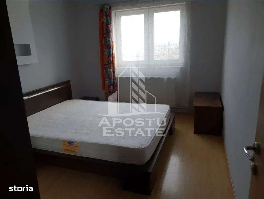 Apartament 3 camere decomandat Micalaca - Imagine principală: 4/6