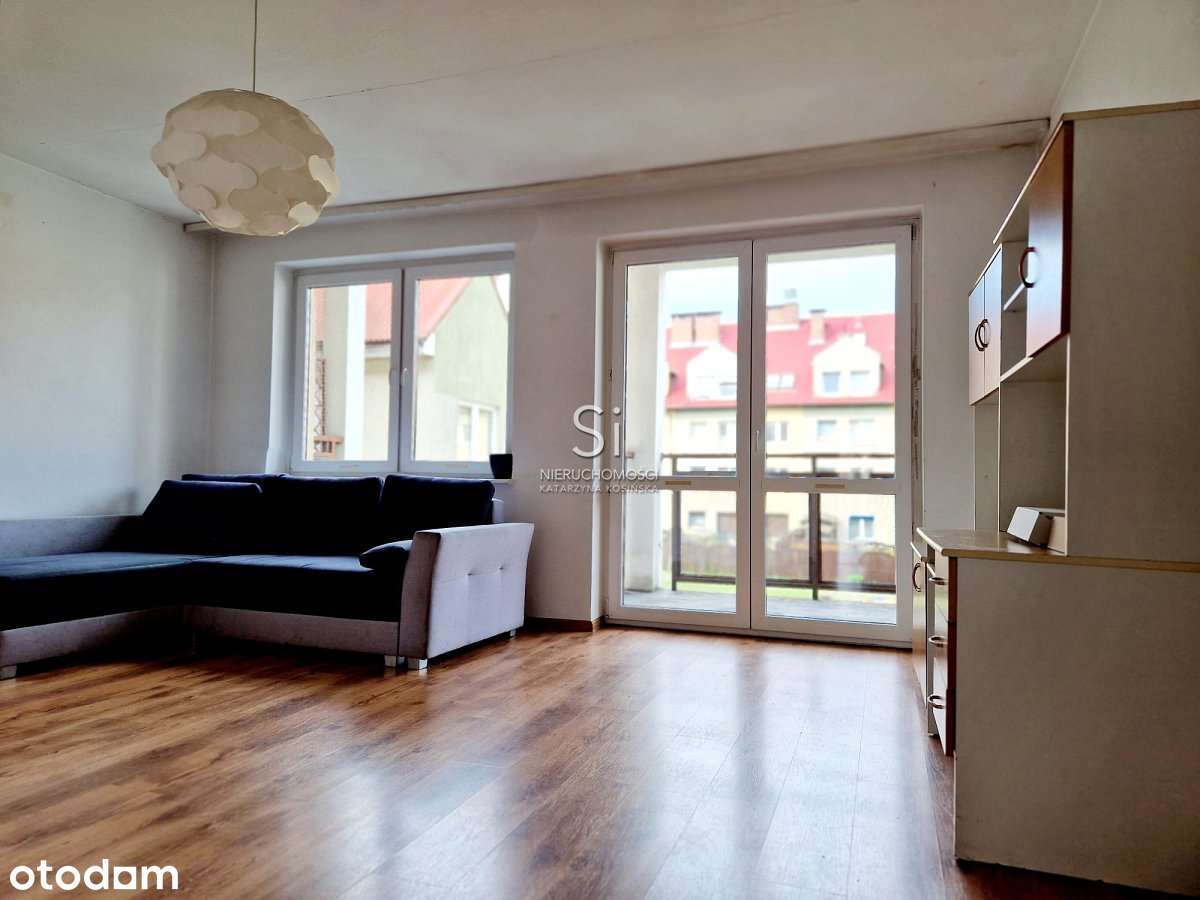 Na sprzedaż 2 pokoje, duży balkon, oddzielna kuchn-5