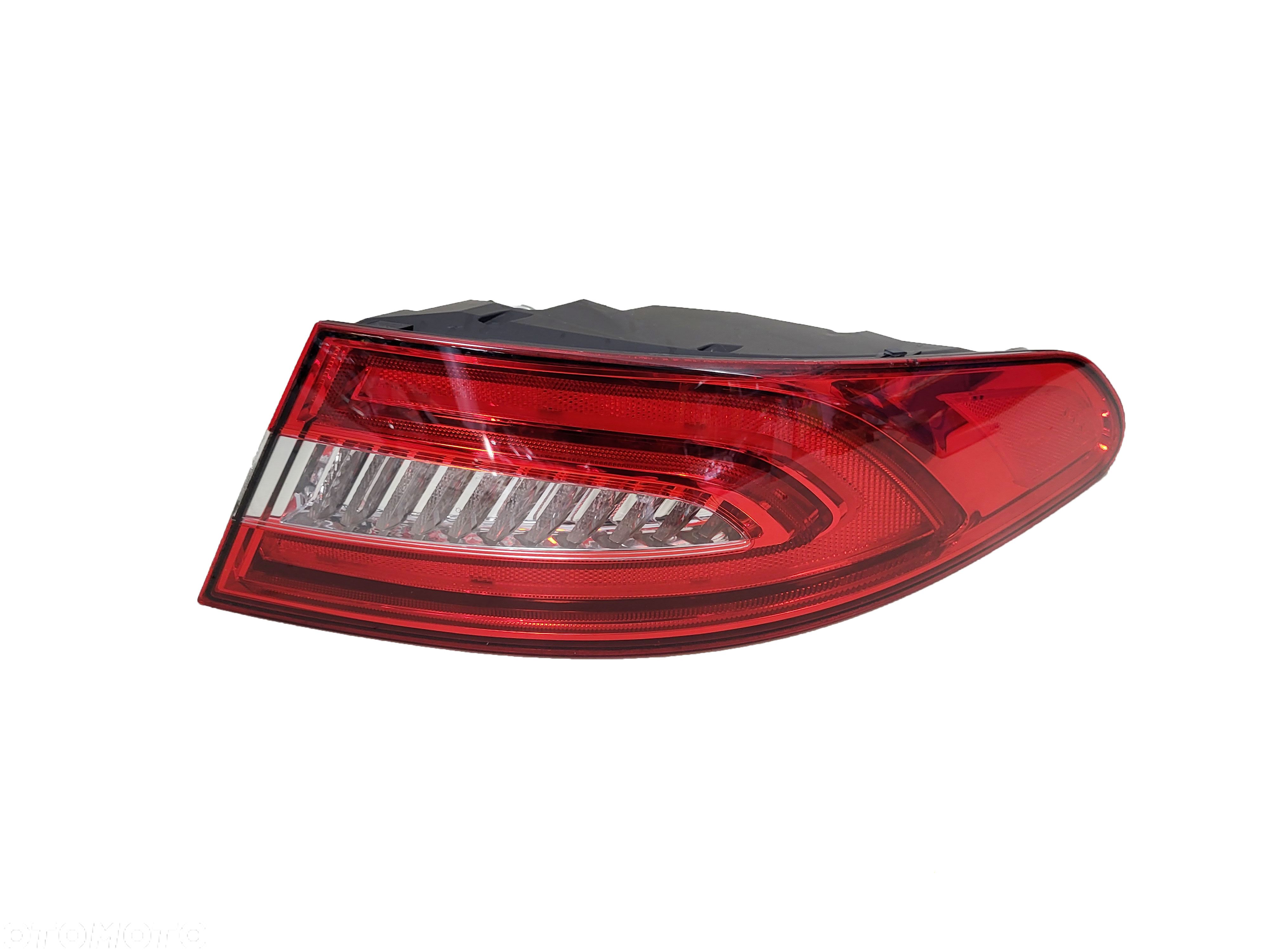 JAGUAR XF X250 SEDAN LIFT 11-15 PRAWA TYLNA LAMPA - 1