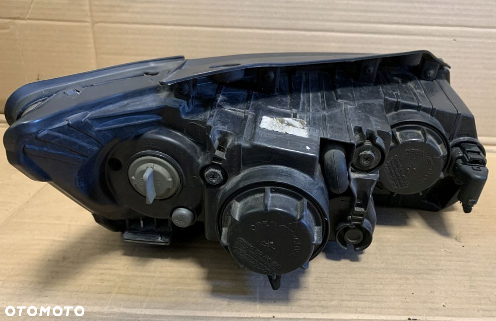 Lampa PRZEDNIA LEWA LIFT Hyundai Sonata V 92101-3K5 - 4