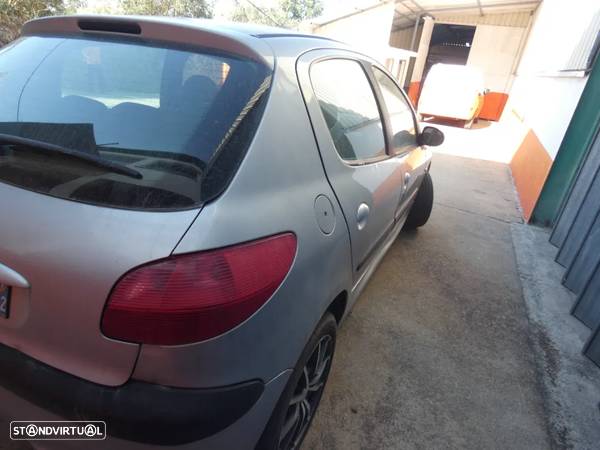 Peugeot 206 2002 para peças - 3