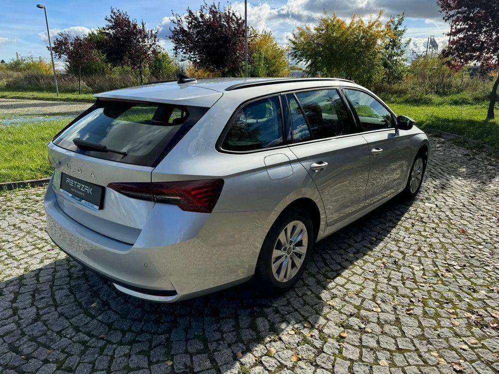 Skoda Octavia Salon Polska FV23%