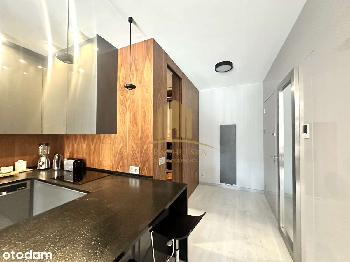 Klimt House | 1 bedroom | big terrace | AC-2