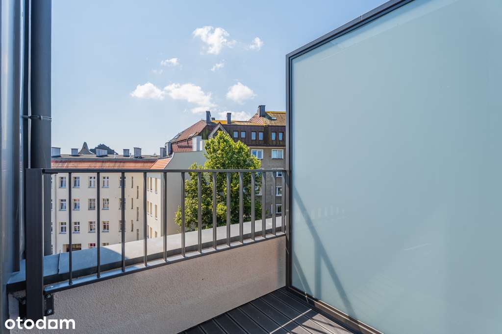 Nowoczesny loftowy apartament w centrum miasta.-15