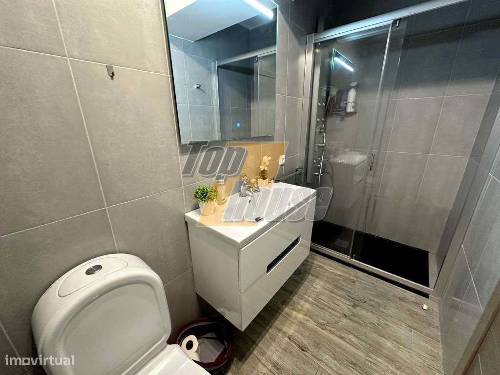 Moradia Isolada T4+1 - Vista de Mar - Charneca de Caparica-11