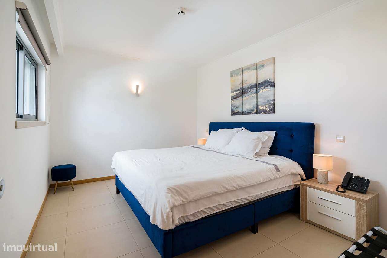 Apartamento T1 com vista mar a 600m da praia-10