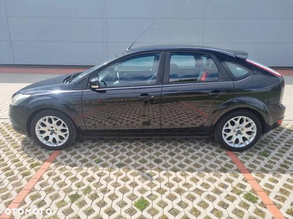 Ford Focus 1.6 Ti-VCT Sport - 3