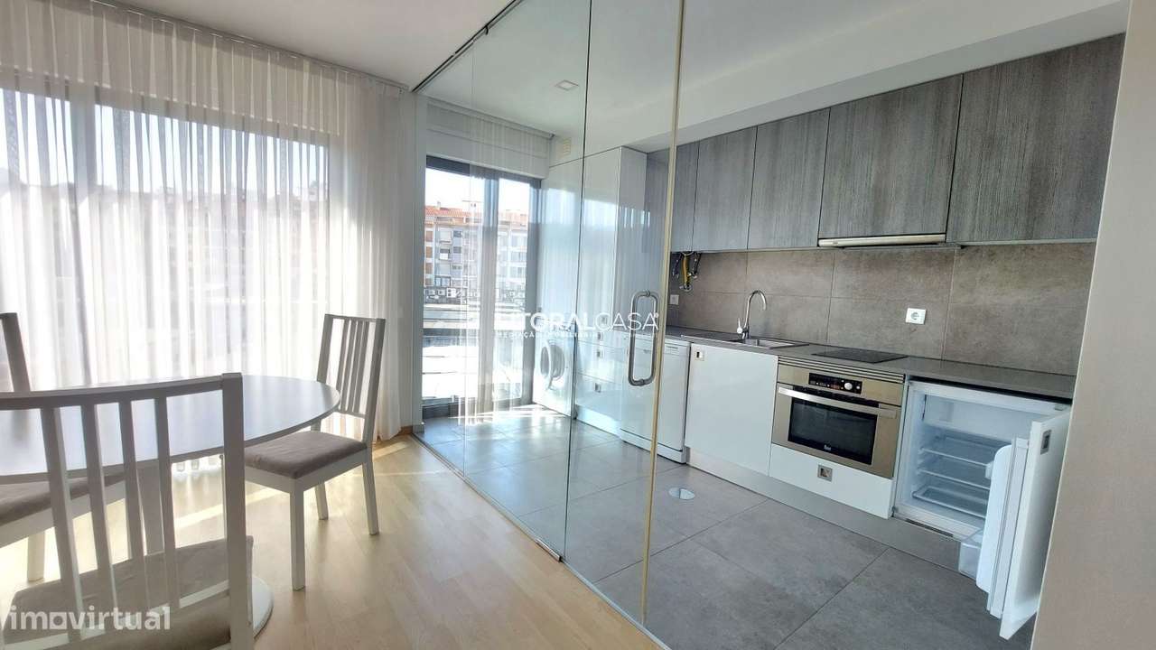Apartamento T0 mobilado | Centro de Aveiro - Grande imagem: 2/17