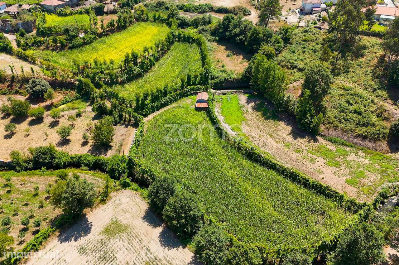 Terreno, 2 386 m², São Gens-23