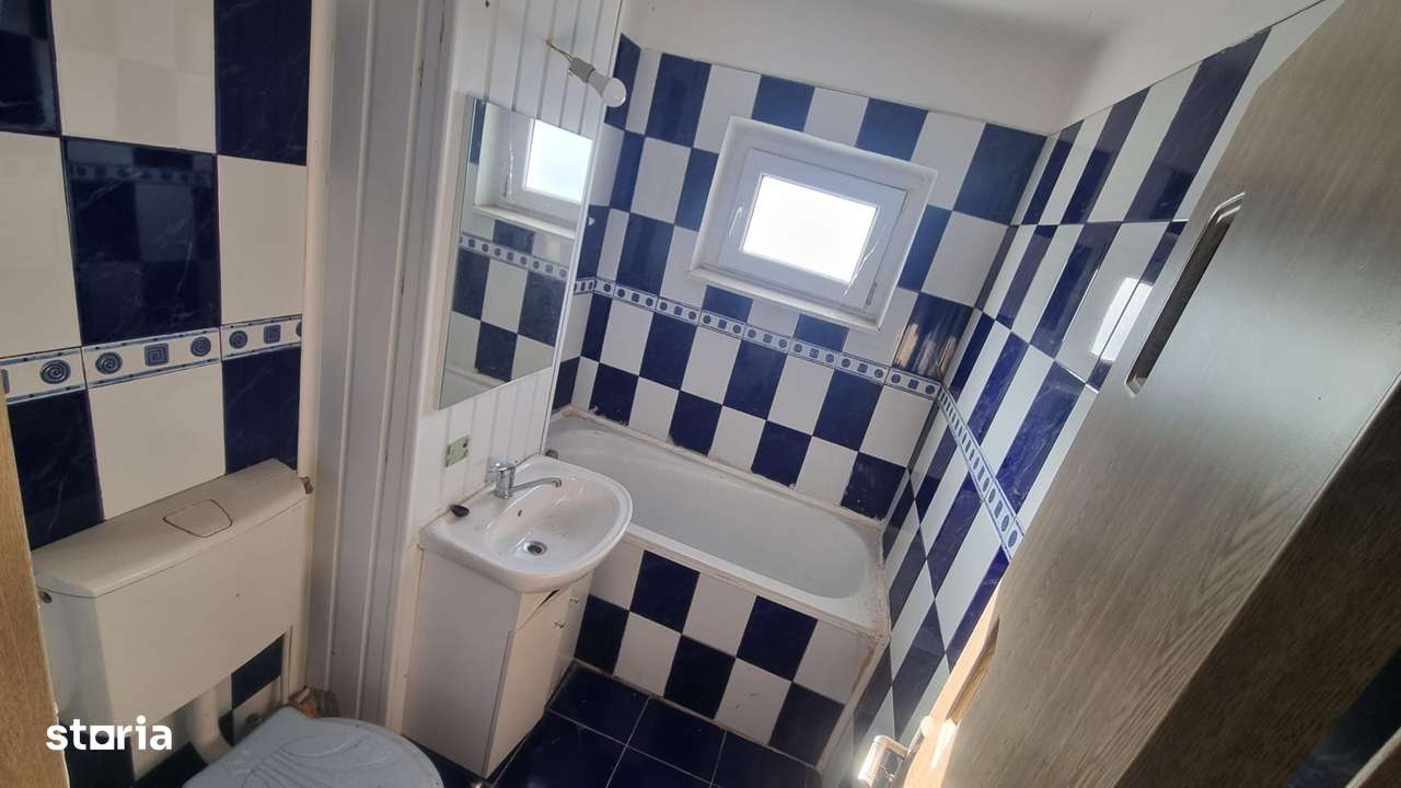 Apartament 3 camere, semidecomandat, zona Miron Costin-4