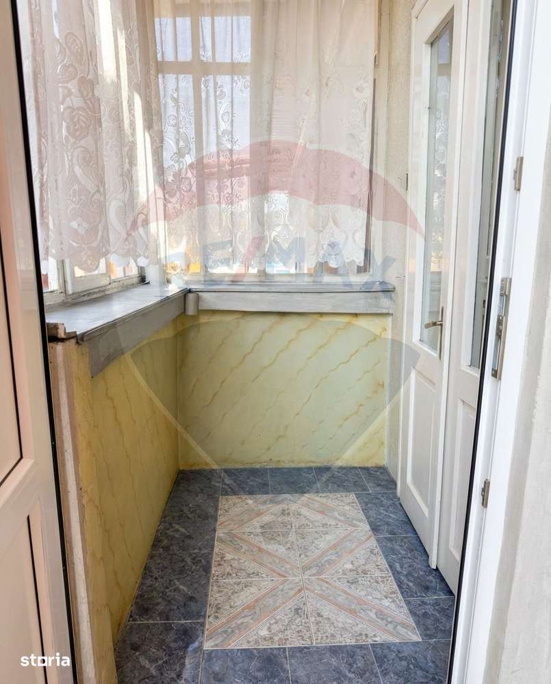 Casă cu 3 camere de vânzare pe str. Fabricii-12