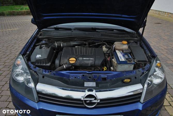 Opel Astra III 1.8 Essentia - 12