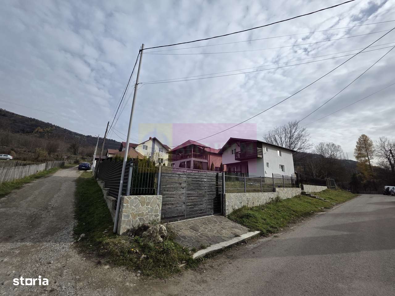 Vila de vacanta cu 4 camere de vanzare in Valea Doftanei - Imagine principală: 4/20
