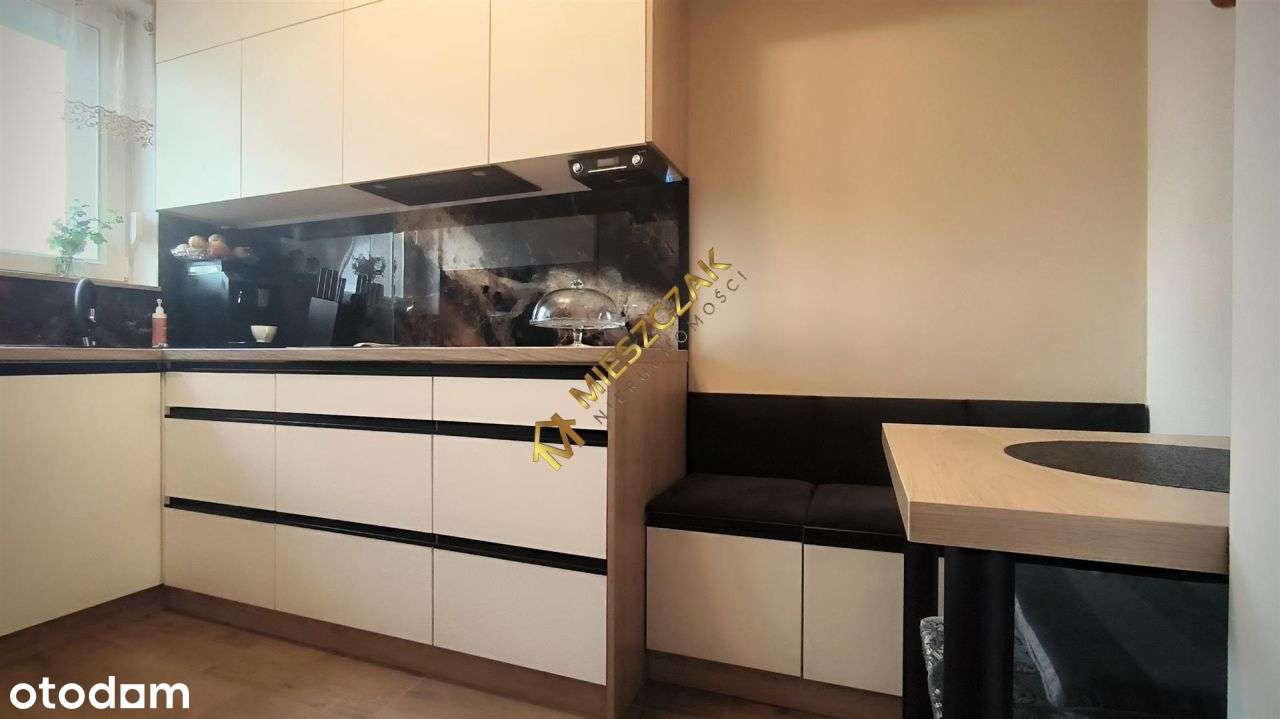 Częśc domu z ogrodem i dwoma lokalami użytkowymi w-8