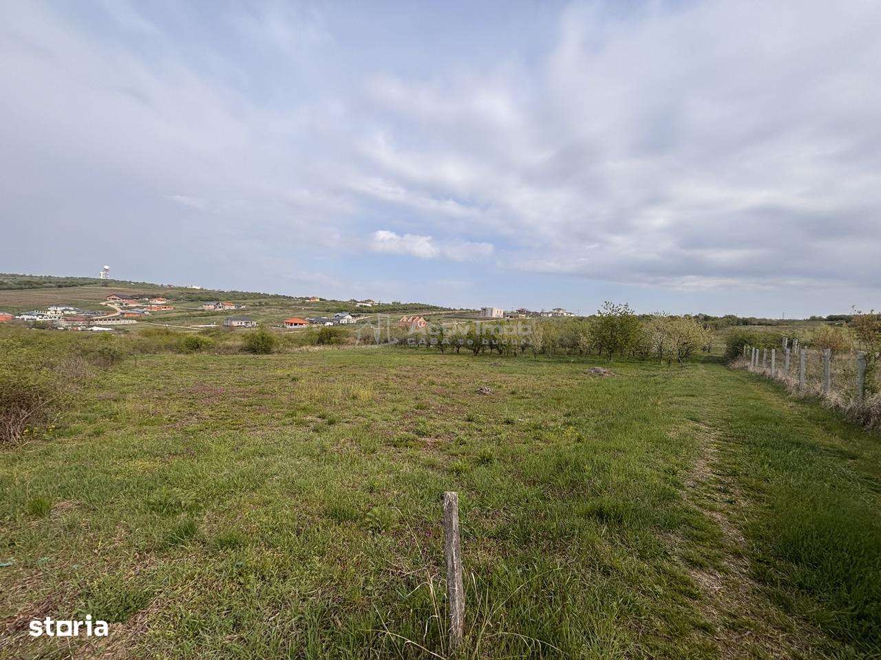Teren pe colt in Paleu – 800 mp ideali pentru casa ta intr-o zona lini - Imagine principală: 4/8
