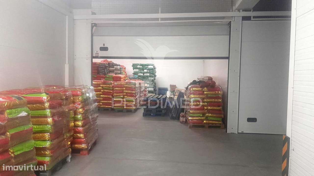 Espaço armazenagem VÁRIAS ÁREAS Portela Aeroporto - Grande imagem: 5/8