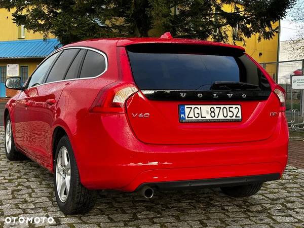 Volvo V60 D2 Drive-E Momentum - 15