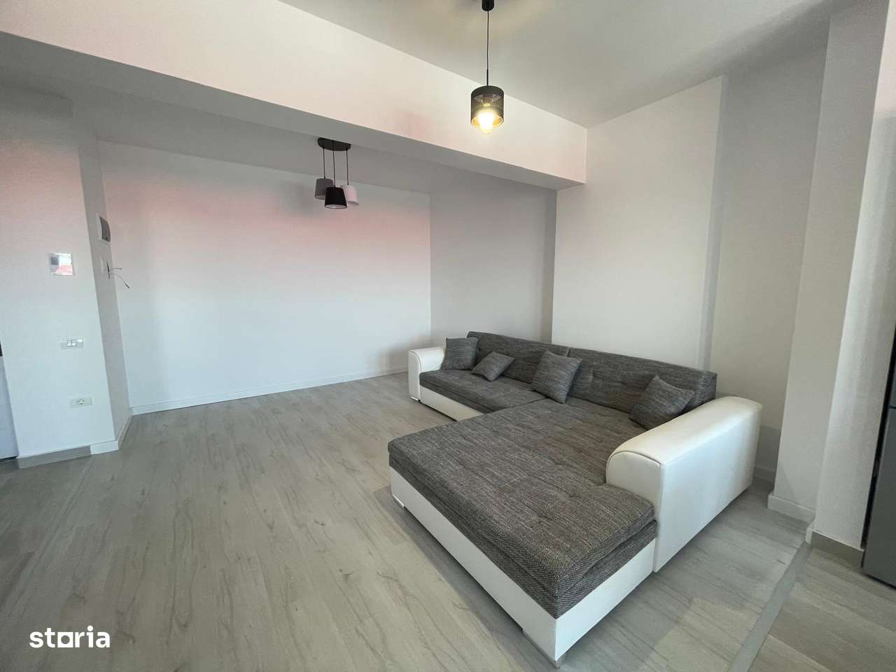 Apartament 2 camere, metrou Berceni - Imagine principală: 2/5