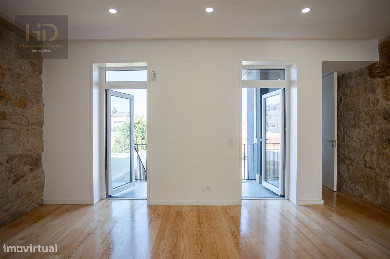 Andar moradia T2 duplex novo com jardim privativo no Porto - Grande imagem: 5/33