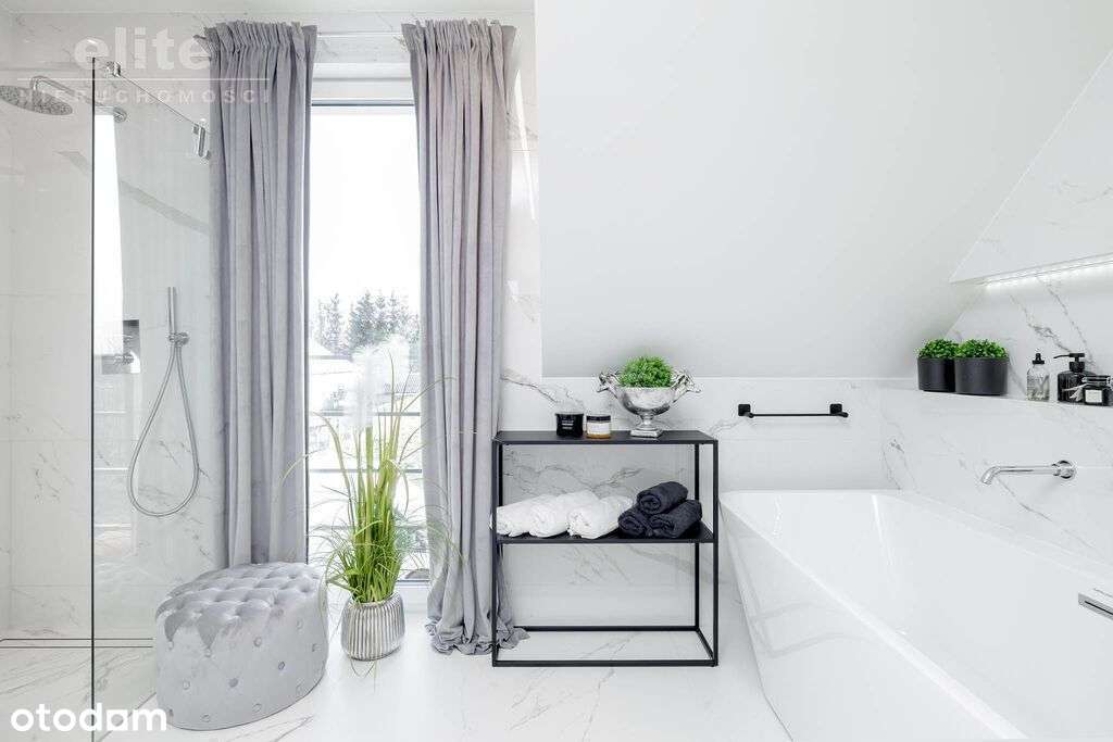 Śliczny wolnostojący dom na sprzedaż 5 pokojowy-18