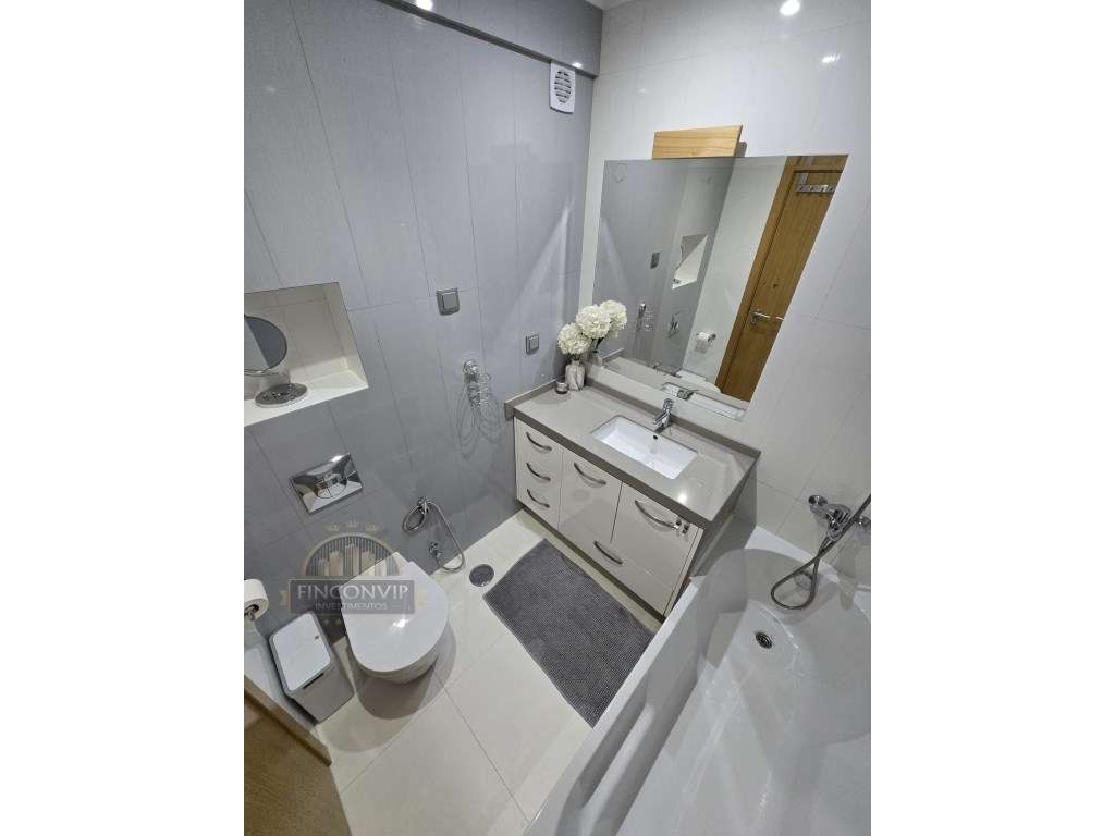 Apartamento T2 em Cascais
* Zona Fontainhas-19