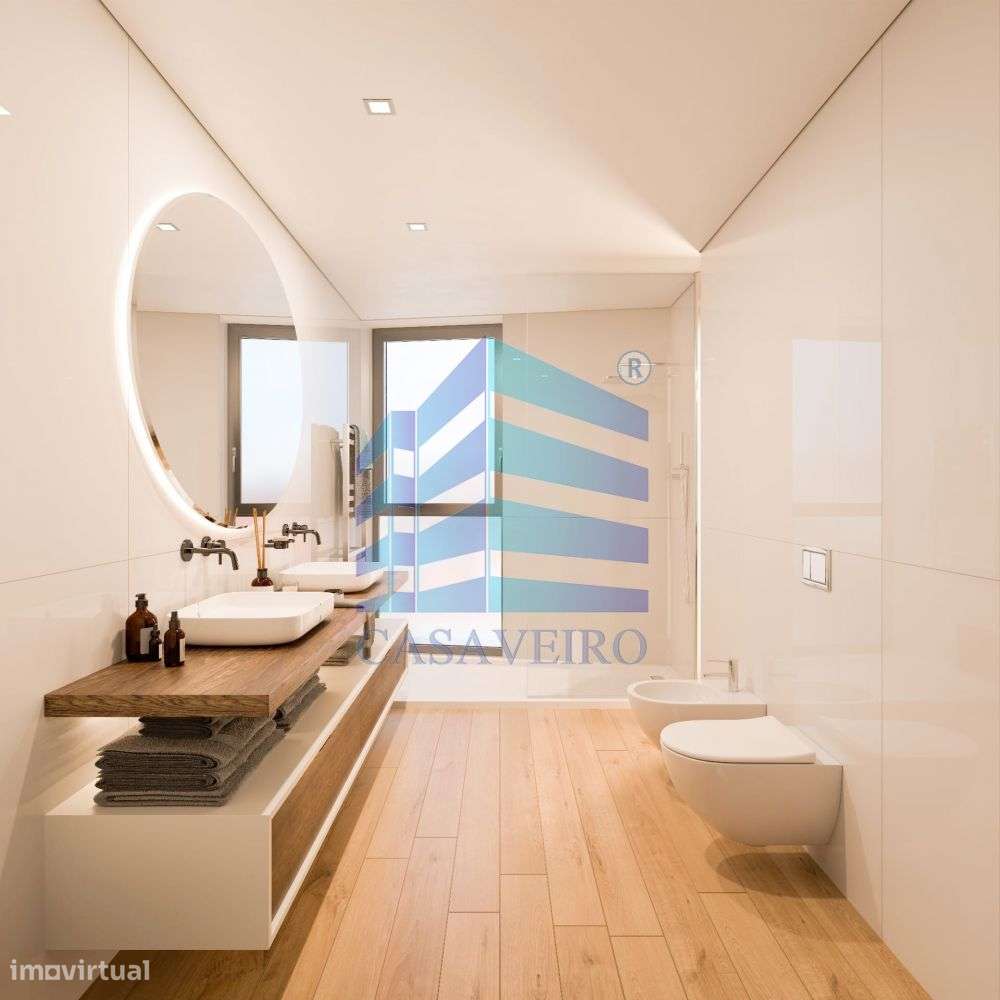 Apartamento T3 com 2 Lugares de Garagem São Bernardo-6