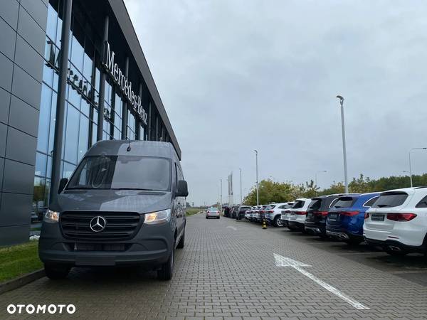 Mercedes-Benz Sprinter - 21