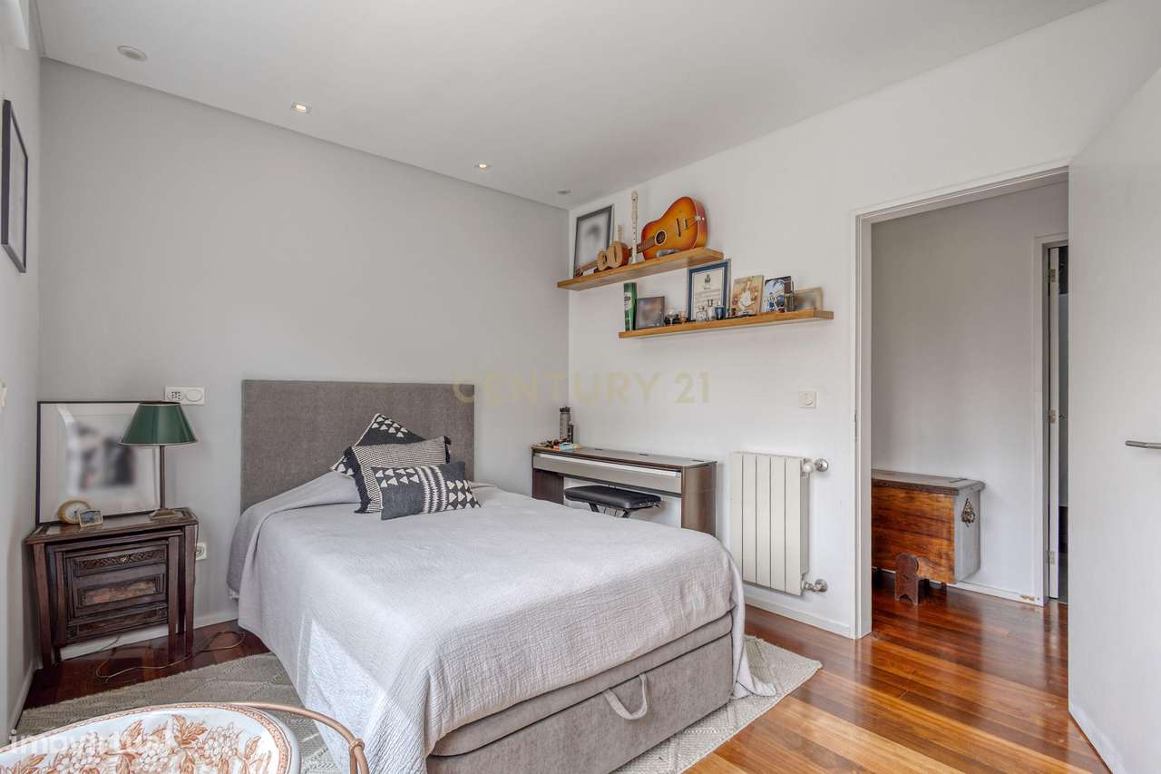 Espetacular T3 de 3 frentes a cinco minutos da praia da Granja-14