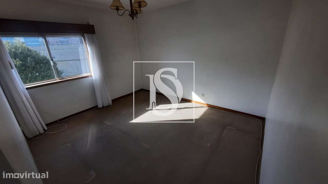 Apartamento T3 junto à estação de comboio de Rio Tinto-6