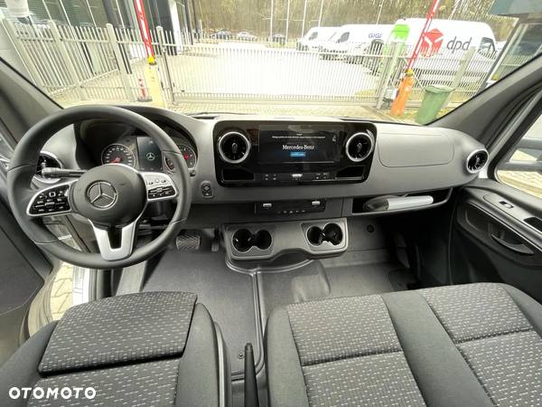 Mercedes-Benz Sprinter 317 - 6