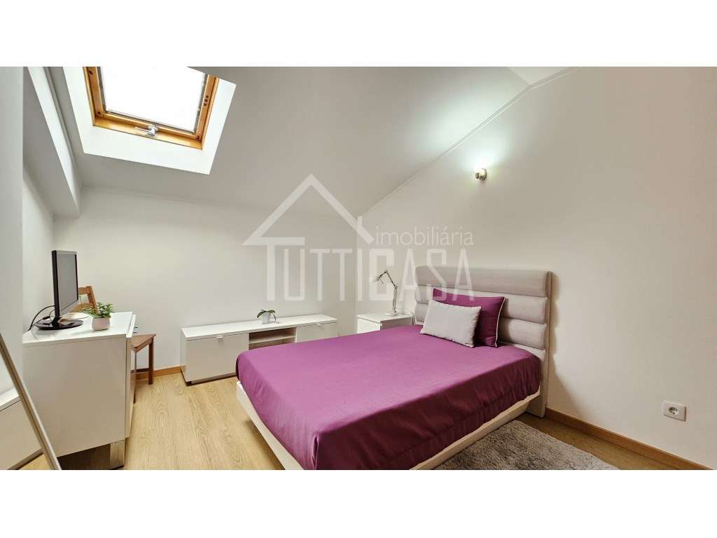 Apartamento estilo duplex T2+1 na Malveira-42