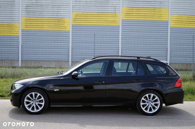 BMW Seria 3 320d DPF Touring Edition Fleet Sport - 8