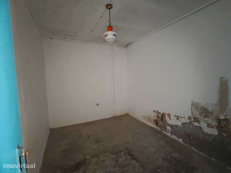 Moradia para Recuperar Canha - Grande imagem: 5/10